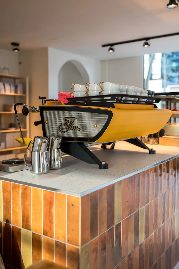 Barra de café diseñada para Mina Speciality Coffee
